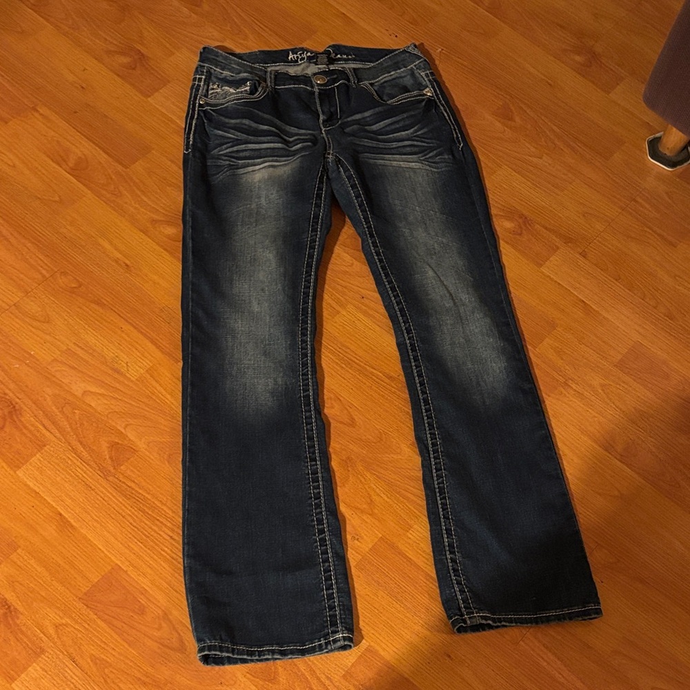 Ariya jeans 9/10 Dark Wash Stretch  Skinny Jeans Embellished